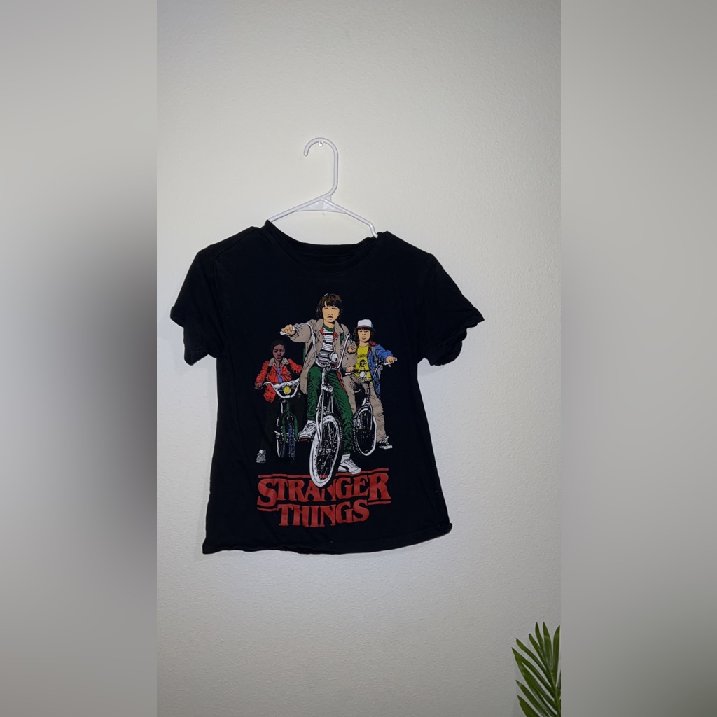 Stranger Things T